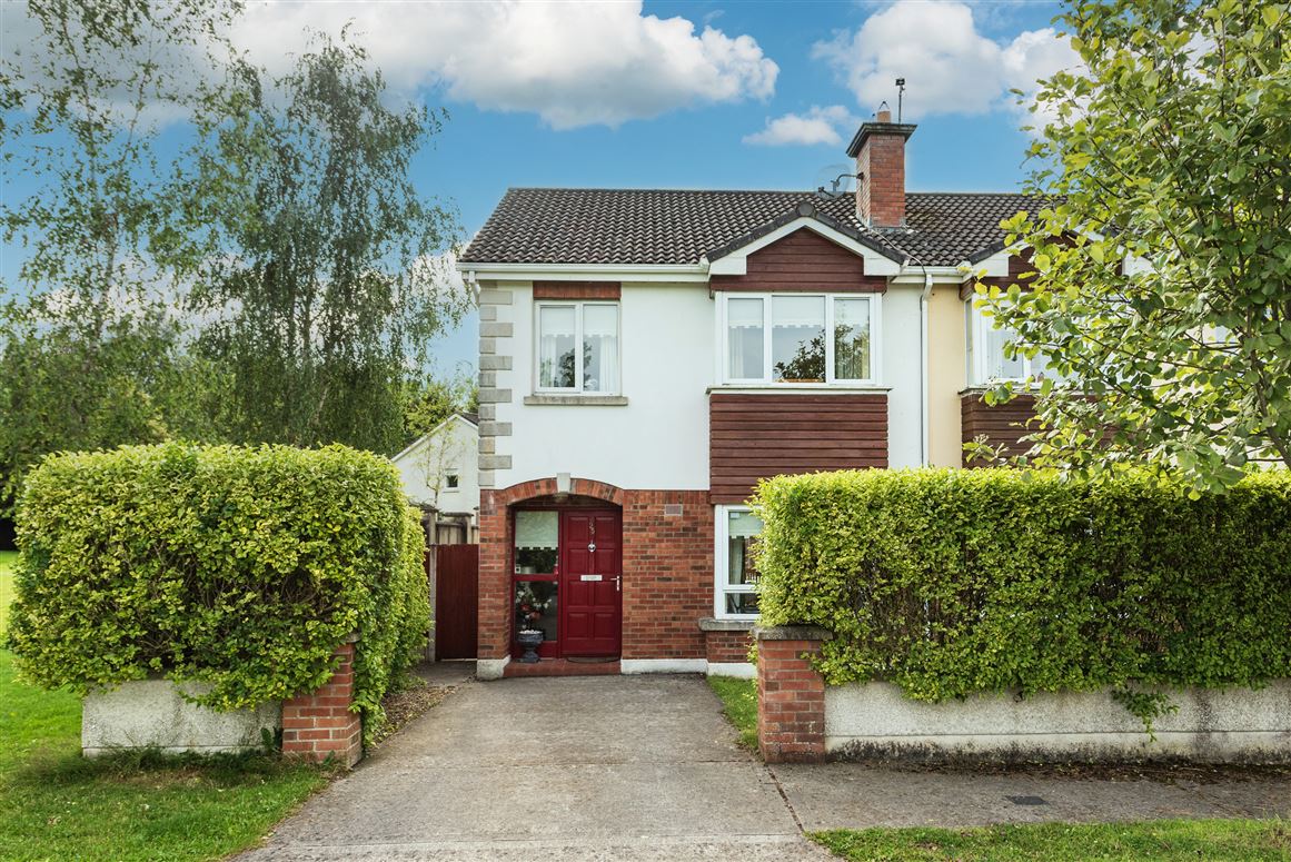 25 The Crescent, Curragh Grange, Newbridge, Co. Kildare