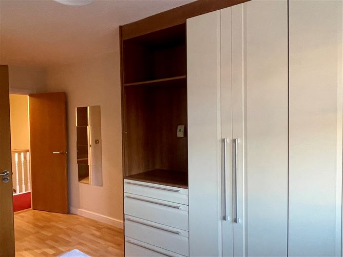 26 Oakhall The Hill, Malahide, Dublin