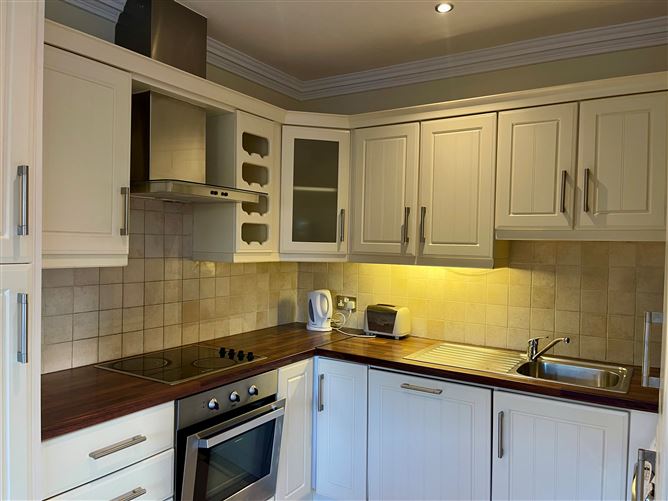26 Oakhall The Hill, Malahide, Dublin