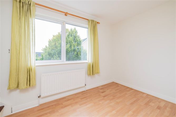 3 Chapel Farm Avenue, Lusk, Co. Dublin