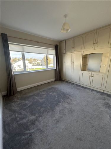 Tulla Road, Ennis, County Clare