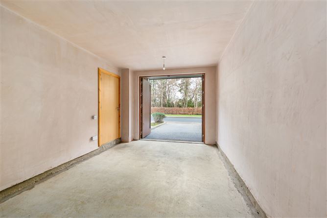 62 Castlegate Grove, Adamstown, Co. Dublin