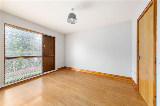 62 Castlegate Grove, Adamstown, Co. Dublin