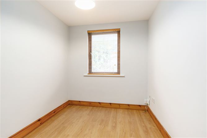 62 Castlegate Grove, Adamstown, Co. Dublin