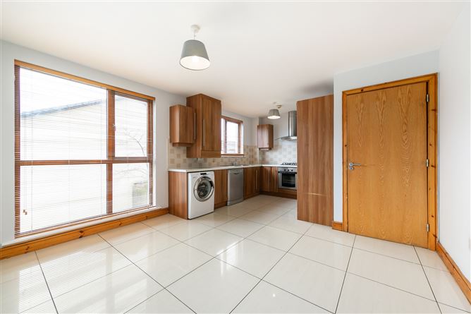 62 Castlegate Grove, Adamstown, Co. Dublin