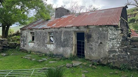 Ref 1224 - Old Cottage, Gortdirragh, Glencar, Glenbeigh, Kerry