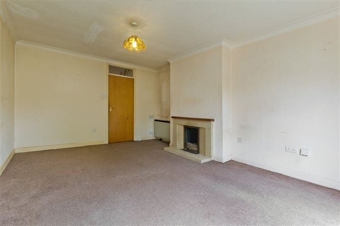 13 The Poplars, Monkstown Valley, Monkstown, Co. Dublin