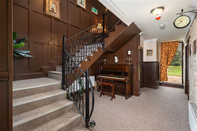 Breanross House, Dromod Road, Mohill, Co. Leitrim