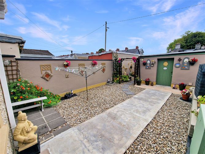 Photo 19 of 26 — 8 Marian Avenue, Ennis, Co. Clare