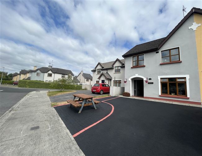 8 Inchicronan, Crusheen, County Clare