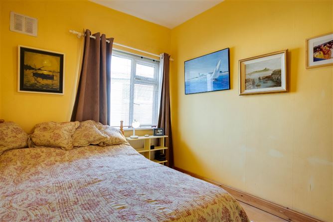 SELSKAR, 23 Knocknacree Park, Dalkey, Co. Dublin
