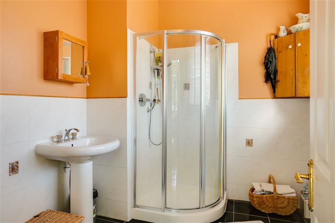 SELSKAR, 23 Knocknacree Park, Dalkey, Co. Dublin