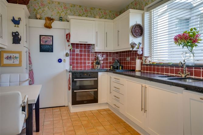 SELSKAR, 23 Knocknacree Park, Dalkey, Co. Dublin
