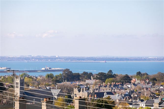 SELSKAR, 23 Knocknacree Park, Dalkey, Co. Dublin