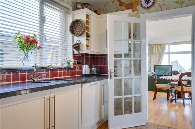 SELSKAR, 23 Knocknacree Park, Dalkey, Co. Dublin