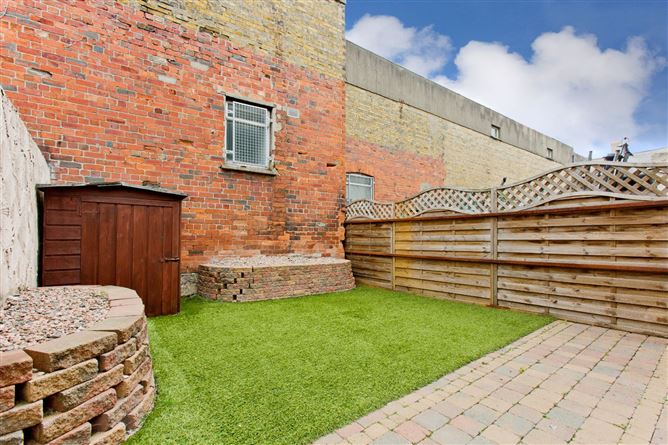 8 Thirlestane Terrace, Thomas Court, The Liberties, Dublin 8