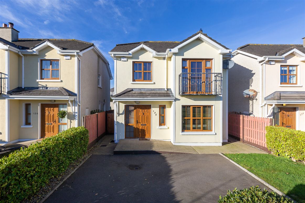 135 Meadowgate, Gorey, Co. Wexford Sherry FitzGerald O'Leary Kinsella