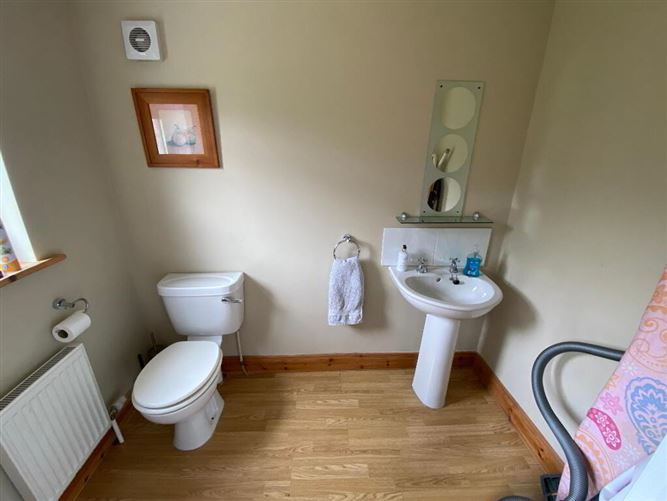17 Cois Na Habháinn, Mullinahone, Tipperary