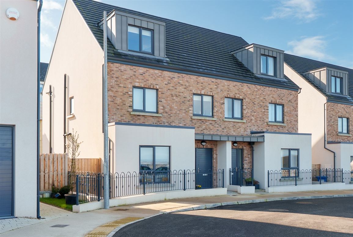 4 Bedroom Semi-Detached, Belview Wood, Maryborough, Douglas, Cork