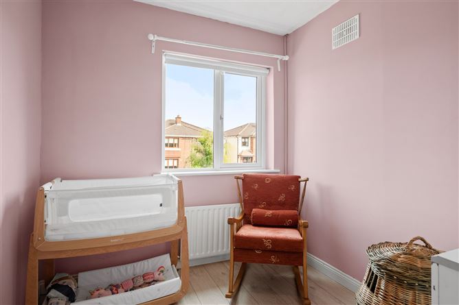 16 Castlefield Park, Knocklyon, Dublin 16