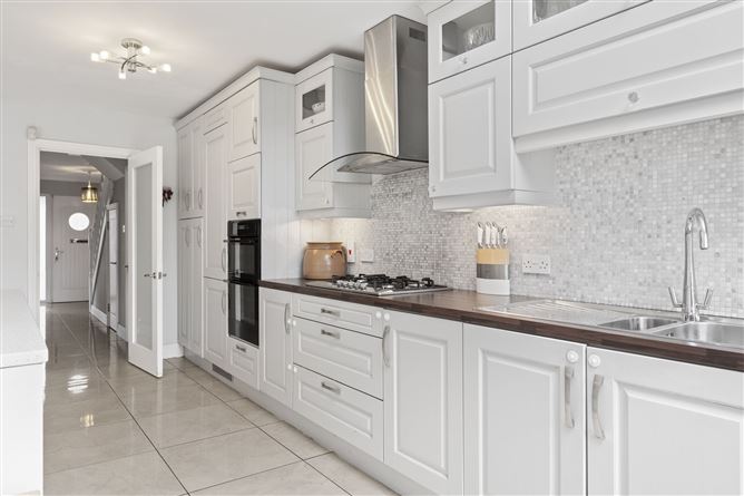 16 Castlefield Park, Knocklyon, Dublin 16