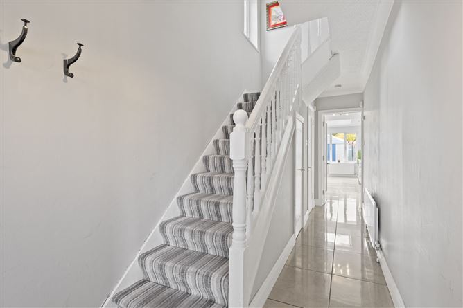 16 Castlefield Park, Knocklyon, Dublin 16