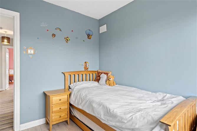 16 Castlefield Park, Knocklyon, Dublin 16