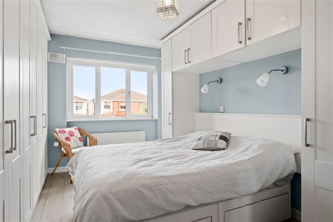 16 Castlefield Park, Knocklyon, Dublin 16