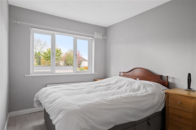 16 Castlefield Park, Knocklyon, Dublin 16