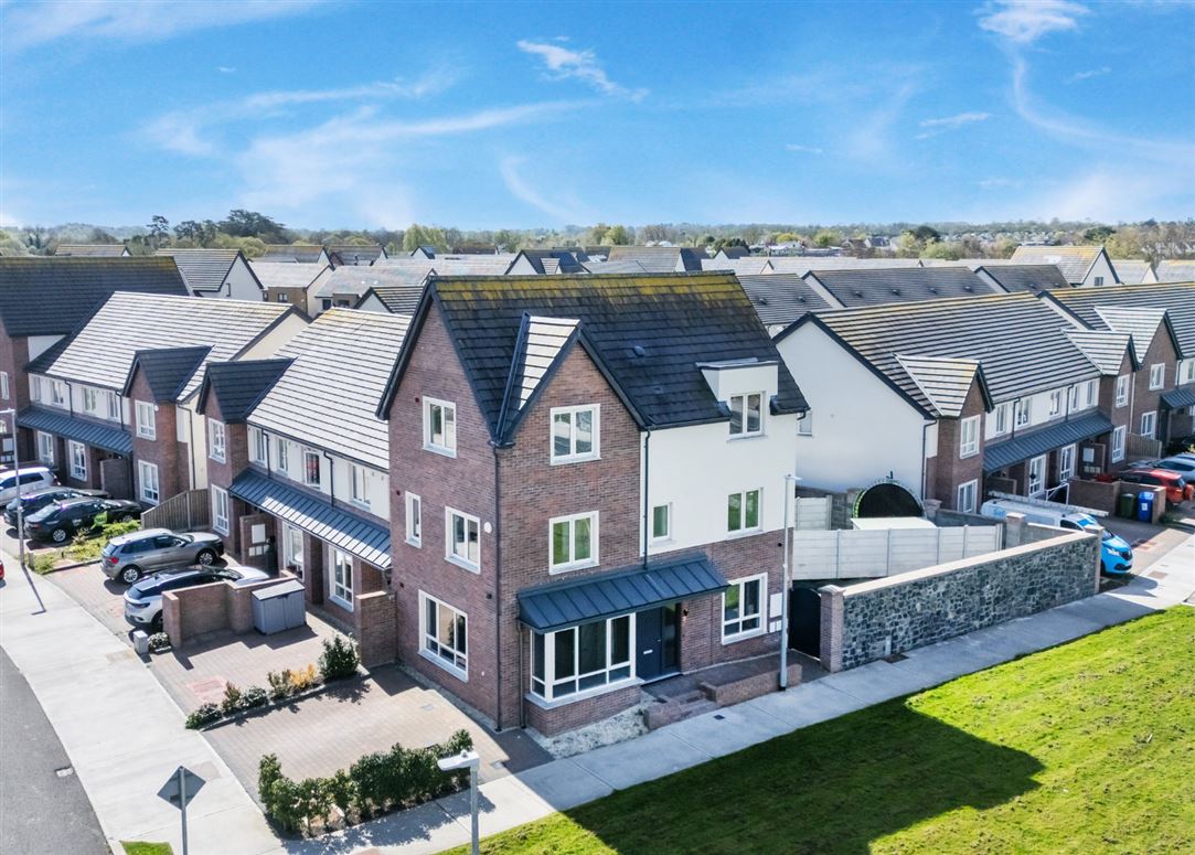 26 The Drive, Belin Wood, Newbridge, Co. Kildare