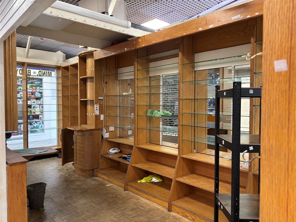 Retail Kiosk 5, Eyre Square Shopping Centre, Eyre Square, Galway City