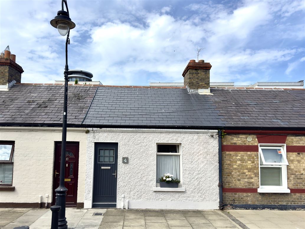 4 New Street North, Smithfield, Dublin 7