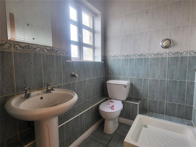 Photo 8 of 8 — 16 Fry Court, Excise Street, Athlone, Co. Westmeath