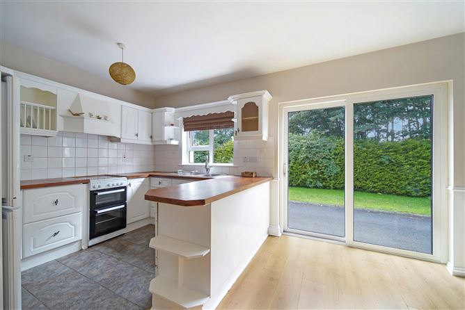 Photo 14 of 36 — Erin's Cottage, College Farm Road, Letterkenny, Co. Donegal