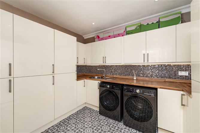 Photo 11 of 25 — 88 Castleknock Way, Laurel Lodge, Castleknock, Dublin 15