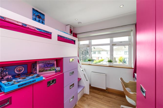 Photo 17 of 25 — 88 Castleknock Way, Laurel Lodge, Castleknock, Dublin 15