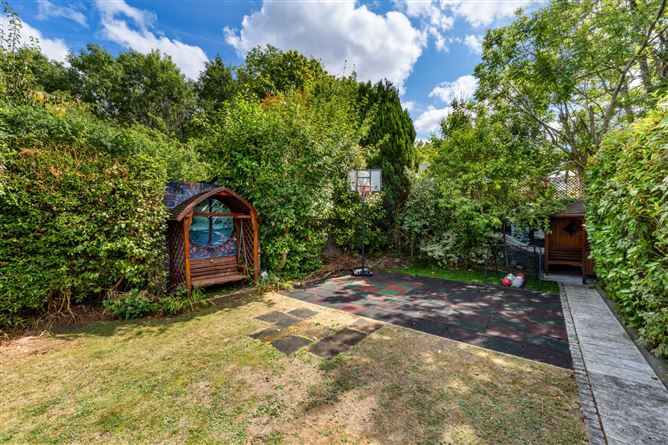 Photo 14 of 25 — 88 Castleknock Way, Laurel Lodge, Castleknock, Dublin 15