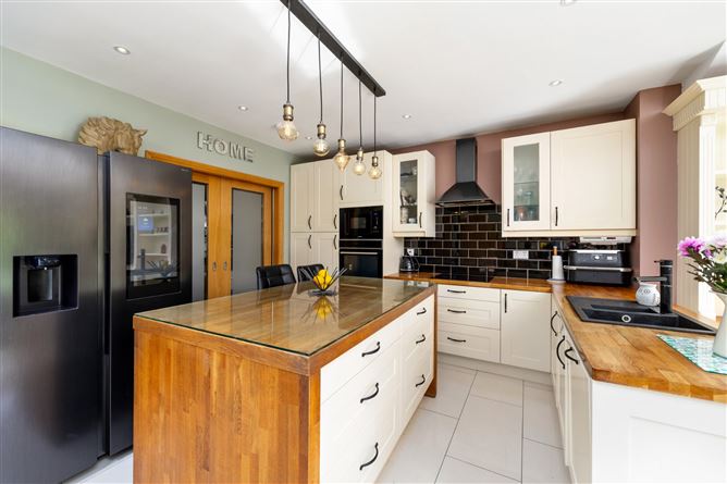 Photo 9 of 25 — 88 Castleknock Way, Laurel Lodge, Castleknock, Dublin 15