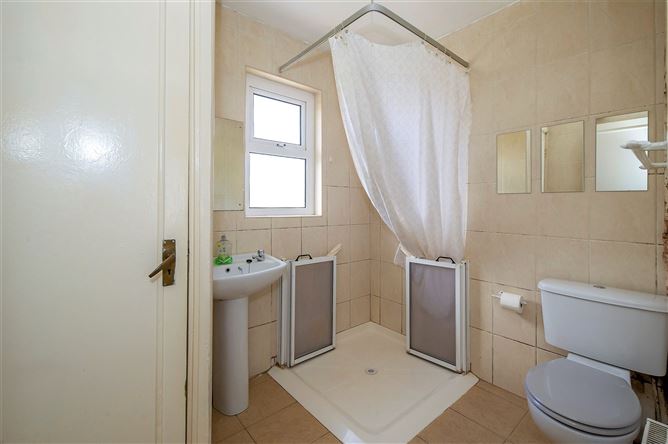 16 Lackanalooha, Mallow, Co. Cork