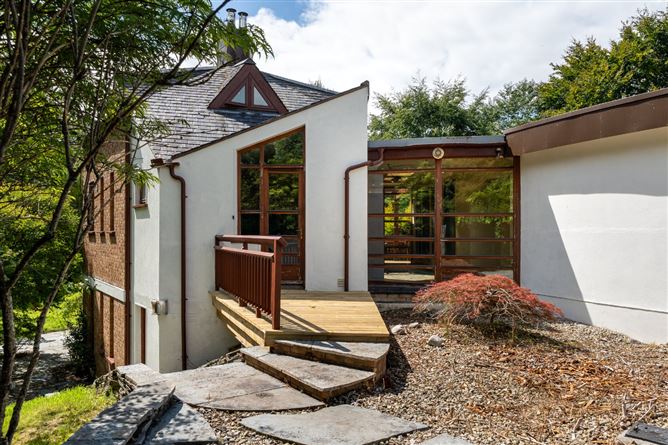 Dún na Sí, Ross Road, Screggan, Tullamore, Co. Offaly