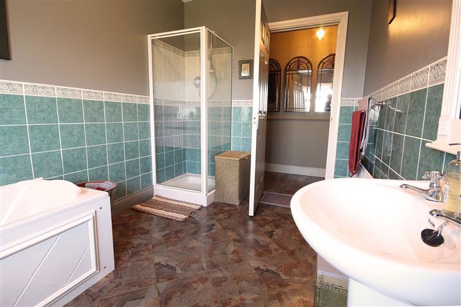 3 Broomfield Close, Cavan Road, Virginia, Co.Cavan