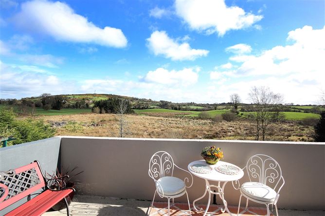 3 Broomfield Close, Cavan Road, Virginia, Co.Cavan