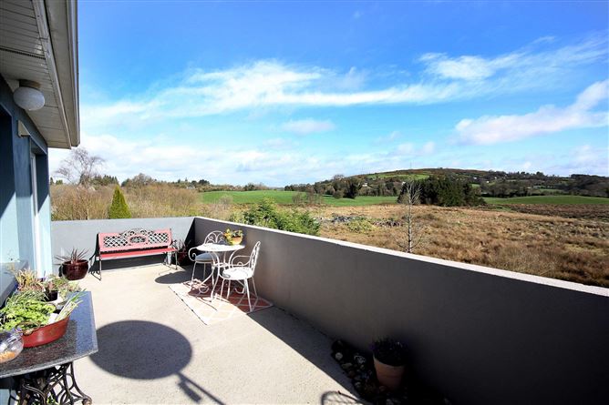 3 Broomfield Close, Cavan Road, Virginia, Co.Cavan