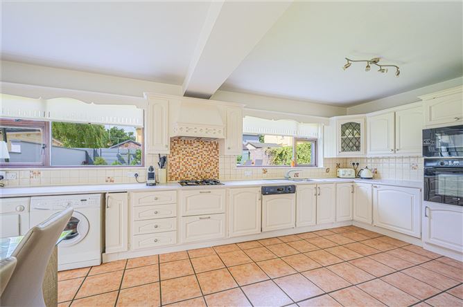 16 Pembroke Wood, Passage West, Cork