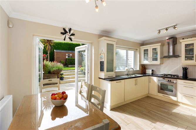 24 Highland Grove, The Park, Cabinteely, Dublin 18