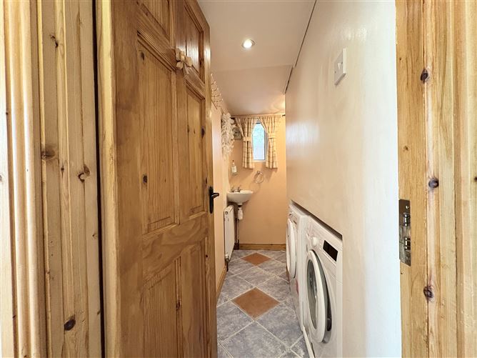 4 Roselawn Court, Castleknock, Dublin 15, County Dublin