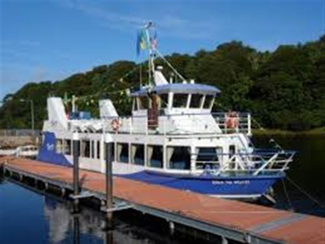 Faye's Place,Upper Main Street