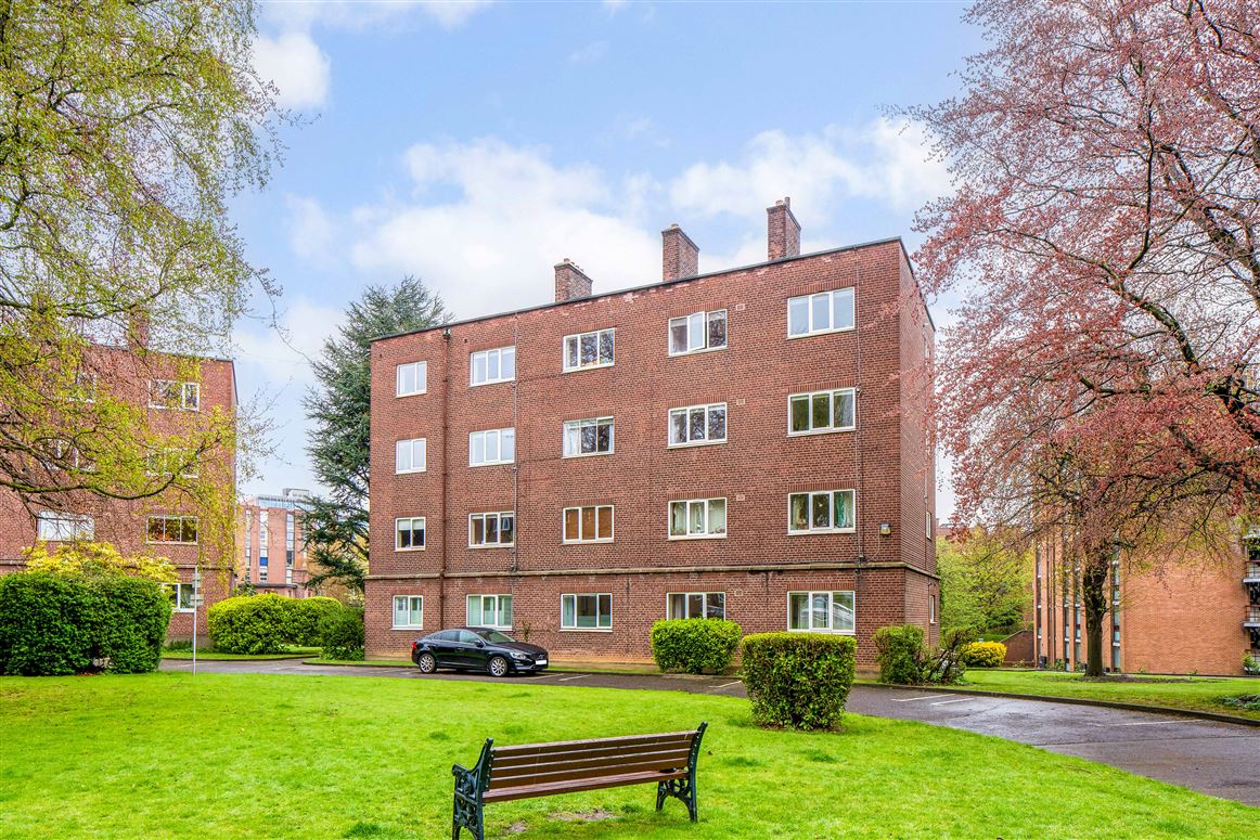 113 Cedar House, Mespil Estate, Sussex Road, Ballsbridge, Dublin 4
