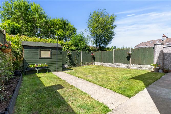 Photo 28 of 32 — 53 The Paddocks, Castleredmond, Midleton, Cork