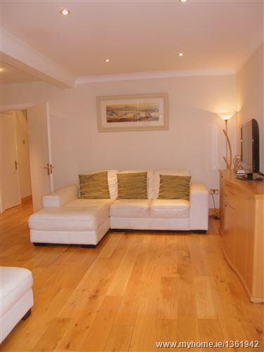 77 Hazelbury Park, Clonee,   Dublin 15